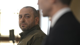 Киев разследва Умеров за злоупотреба с власт