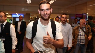 Фенербахче привлече нападателя на Тотнъм Винсент Янсен Холандският национал ще