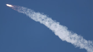 На 23 май Илон Мъск и компанията му SpaceX изпратиха