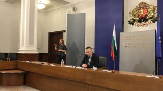 Общо 2513 стават случаите на потвърден коронавирус у нас след