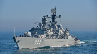 Руски боен кораб вдигна на крак британския флот