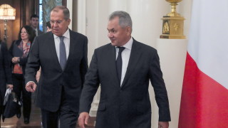 Шойгу и Лавров отговориха на призива на САЩ към Русия да бъде "нормална страна"
