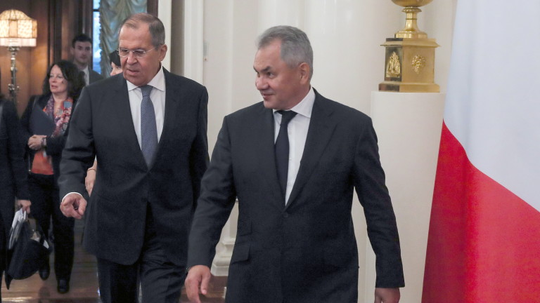 Шойгу и Лавров отговориха на призива на САЩ към Русия да бъде "нормална страна"