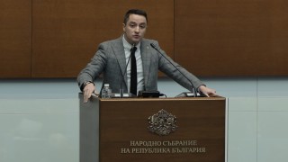 Общо 193 народни представители се регистрираха за началото на пленарното