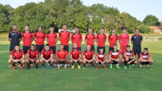 Амбициозният отбор на Карнобат зарадва своите верни фенове с хубав