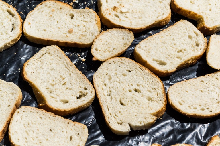 Нов живот за остарелия самун