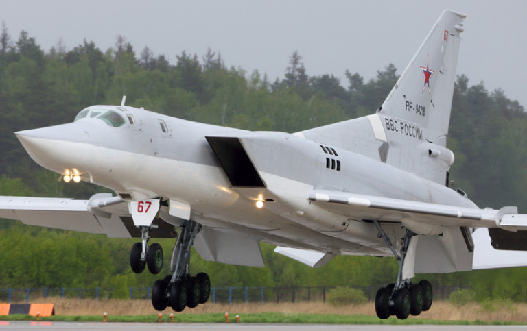 Бомбардировач Ту-22