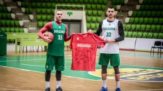 Баскетболистите от националния отбор за мъже на България имат големи сърца