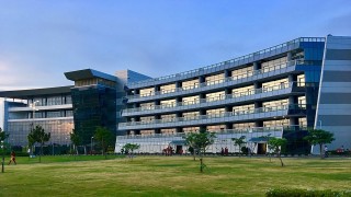 ИТ гигант, който дава работа на половин милион души, иска те да работят от вкъщи за постоянно