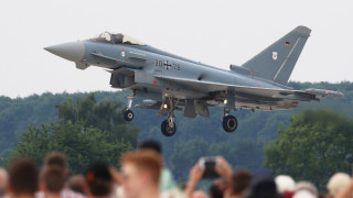 Германия преговаря със САЩ, Eurofighter да носи ядрени бомби
