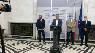 Да разрушим балканската стена, но без компромиси, настоява ВМРО