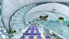 Летищата в най-добрия туристически град в света за 2024 г. вече работят извън капацитета. Готви се трето в страната за $9,1 милиарда