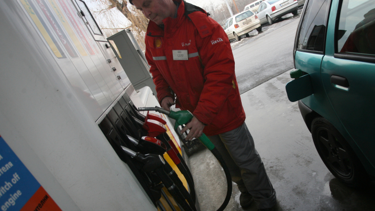 Обвиниха в картел шестте най-големи бензиностанции в България