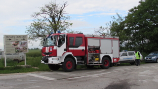 Цистерна с пропан-бутан се преобърна в нива край Тутракан