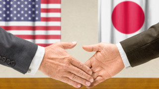 Япония облекчава правилата за оръжеен износ и дава ракети на САЩ
