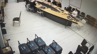 Удостоверяването на машините за гласуване ще приключи в срок За