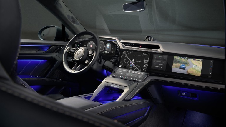 Интериорът на Porsche Cayenne Electric 