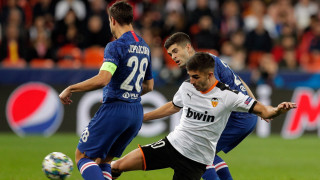 Челси и Валенсия не се победиха завършвайки 2 2 в пети