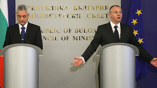 Няма да има ревизия на кабинета на ГЕРБ, обясни Райков на Станишев