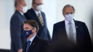 Болсонару с голям ремонт на правителството на Бразилия