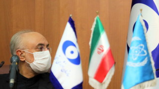 Иран започна да строи хале в сърцето на планините до