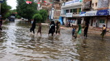 900 жертви и 33 млн. наранени след наводненията в Пакистан 