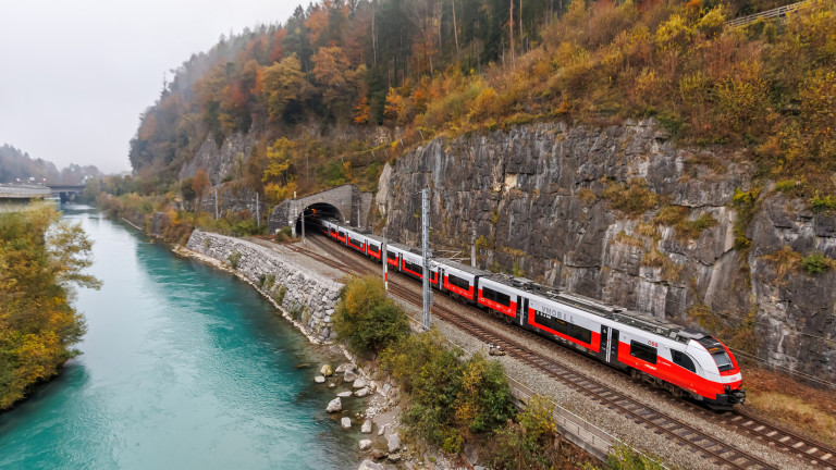 "Строителството на века": В проект за &euro;5,75 милиарда Австрия се нареди сред световните лидери в жп инфраструктурата