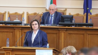 Нинова си пожела пълен мандат на новото НС