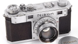  Продадоха на търг за $406 000 най-стария уред на Nikon 