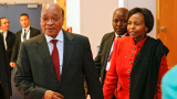  Президентът на ЮАР Джейкъб Зума се отдръпва от поста 