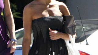 Ева Лонгория заснета от папараци в Пуерто Рико