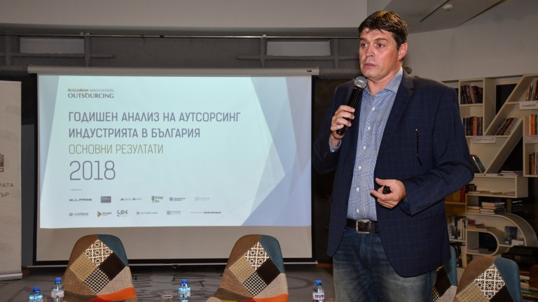  Ивайло Славов е мощно зает с развиването на IT и аутсорсинг бранша в България 