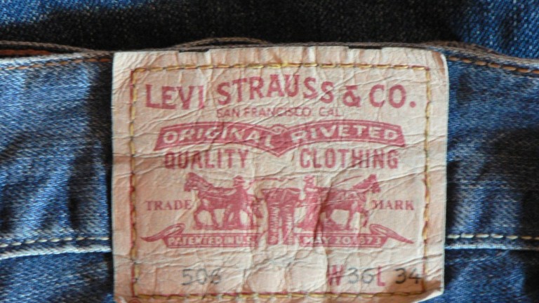 Американски производител на дрехи Levi Strauss & Co., известен по