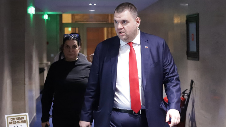 Пеевски: Президентът е подчинен на зависимости и връзки на Изток