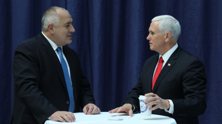 Вицепрезидентът на САЩ Майк Пенс е похвалил позицията на България