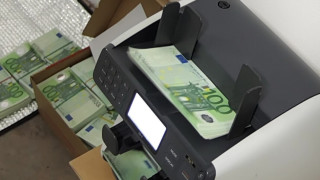 Мъж заплати сметката си за вода с фалшиви 100 евро