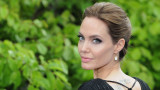 Анджелина Джоли, шестте ѝ деца и как се справят с изолацията
