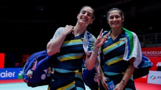 Трикратните европейски шампионки Стефани Стоева и Габриела Стоева загубиха във