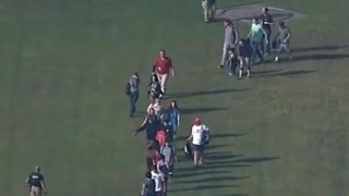 Няколко души са загинали при стрелба в средно училище в