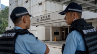 Националната полиция на Хонконг арестува шестима души в града по