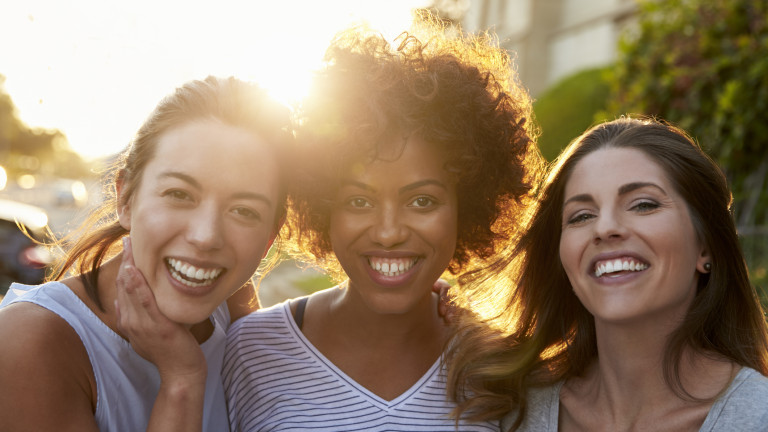 Не на сутиените