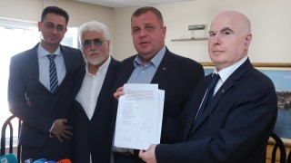 Коалиция "Българските патриоти": Партиите не трябва да се разминават с интересите на България