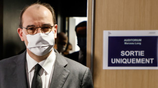 Франция настоява ЕС да одобри ваксина срещу COVID-19