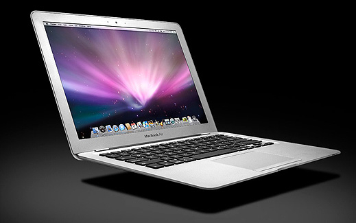 Стийв Джобс представи MacBook Air на Macworld Expo 2008 (галерия и видео)