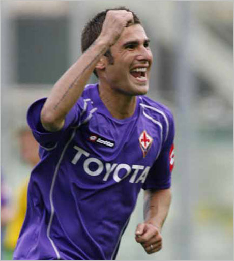 Виолетовата гордост на Муту