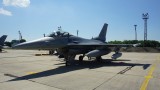  МО: Служебният кабинет няма пълномощия за закупуване на още осем изтребителя F-16 