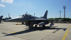 Преговаряме със САЩ за компенсации за забавената доставка на Ф-16