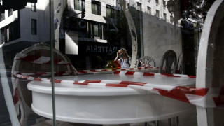 Броят на смъртните случаи остава висок във вторник като гръцките