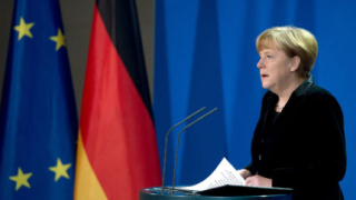 Меркел изключи възможността за опрощаването на още дълг на Гърция