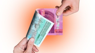 Полиция ще помага за охраната на пощите при обмяната на левове в евро